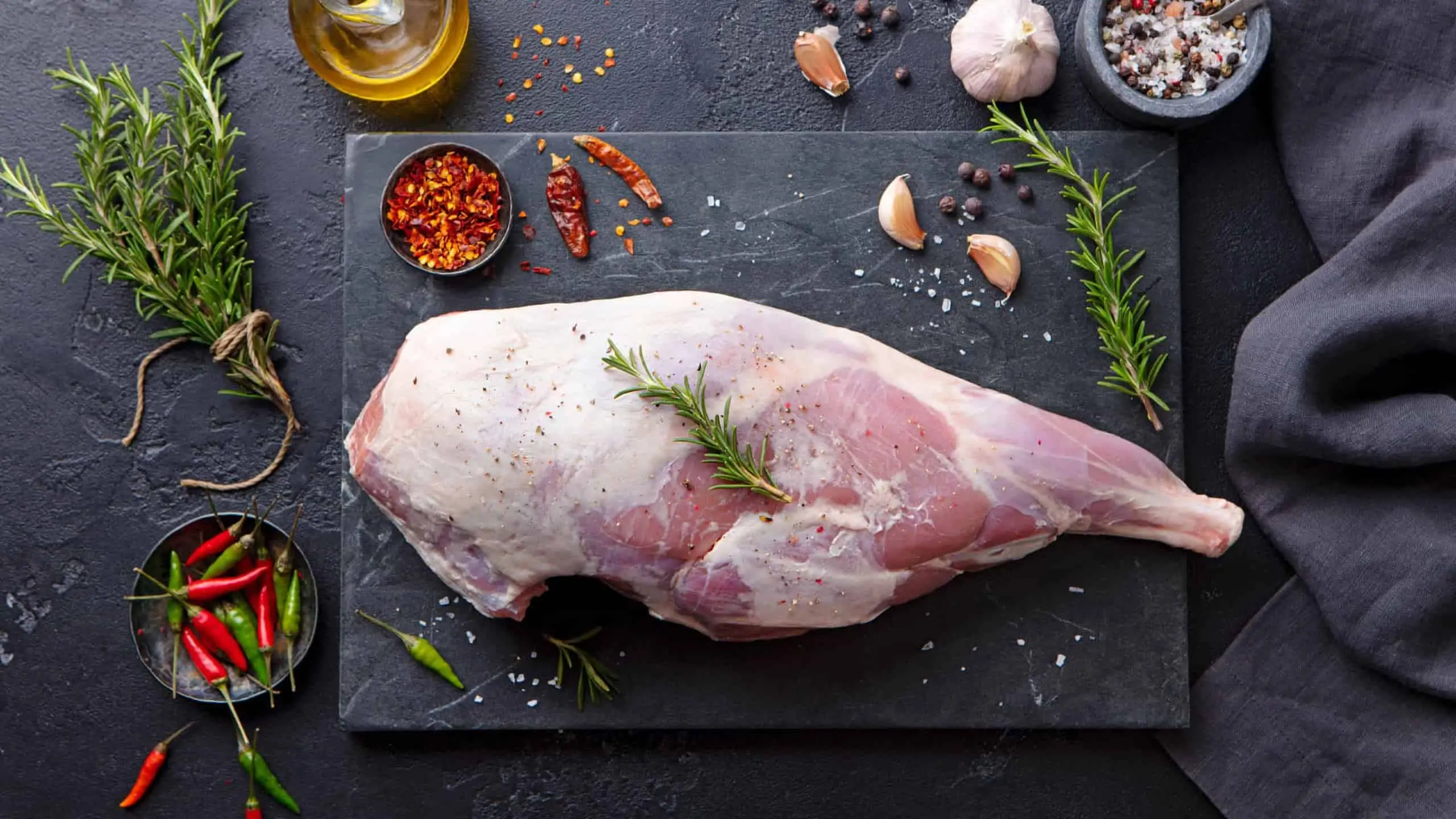 Lamb Leg (Bone In)